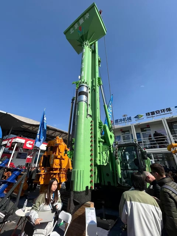 0~50°C 환경에서 내구성 탄소 강철으로 만든 리그에 Vibroflot 장비를 사용하여 토양 조건을 개선하십시오.