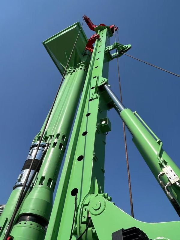 중국 BVEM 브랜드 비브로플로트 장비 직경 500-800 mm, 엔진 전력 176 KW